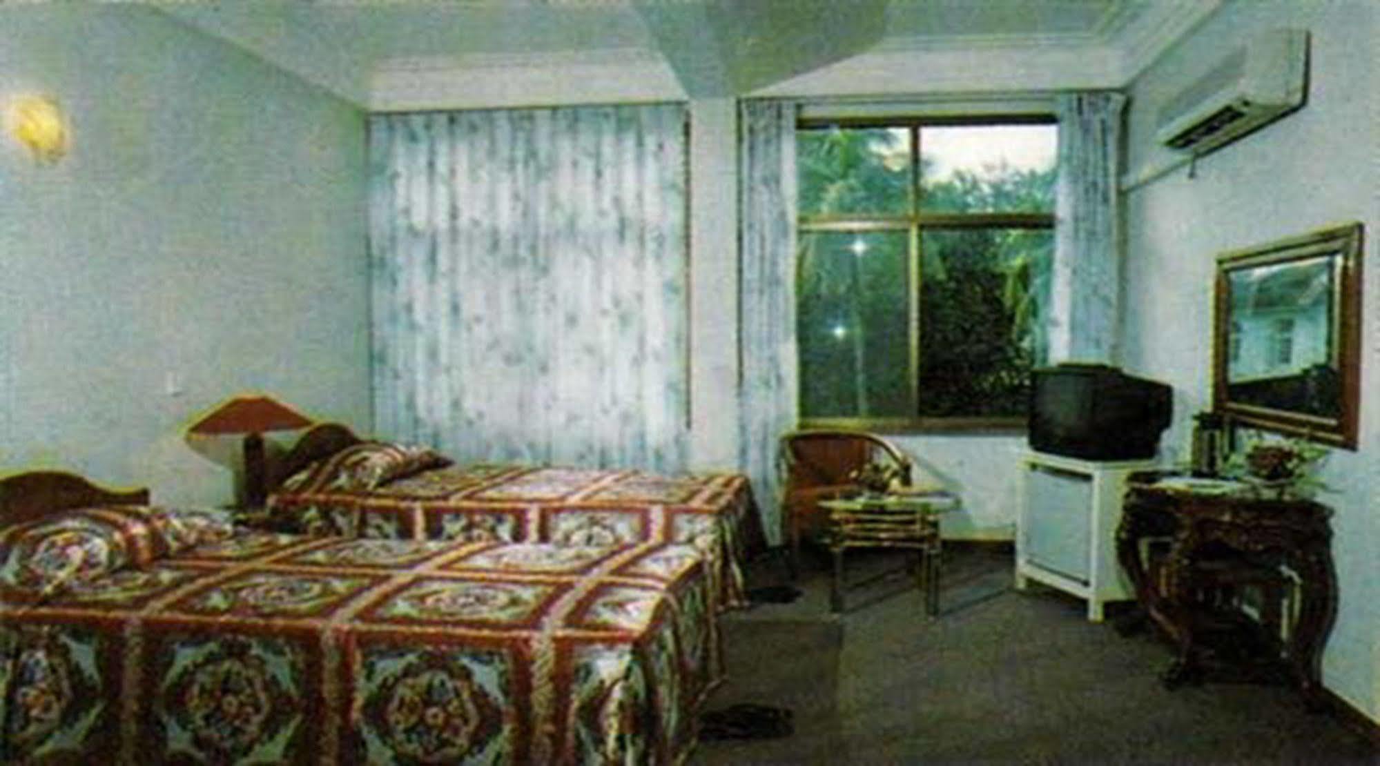 Hotel Windsor Rangun Zewnętrze zdjęcie